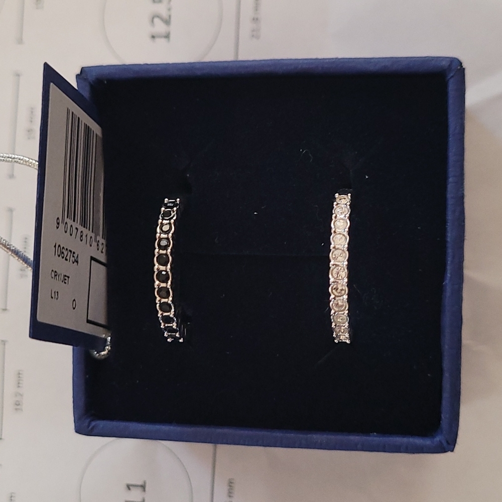- Swarovski Mix Ring Set